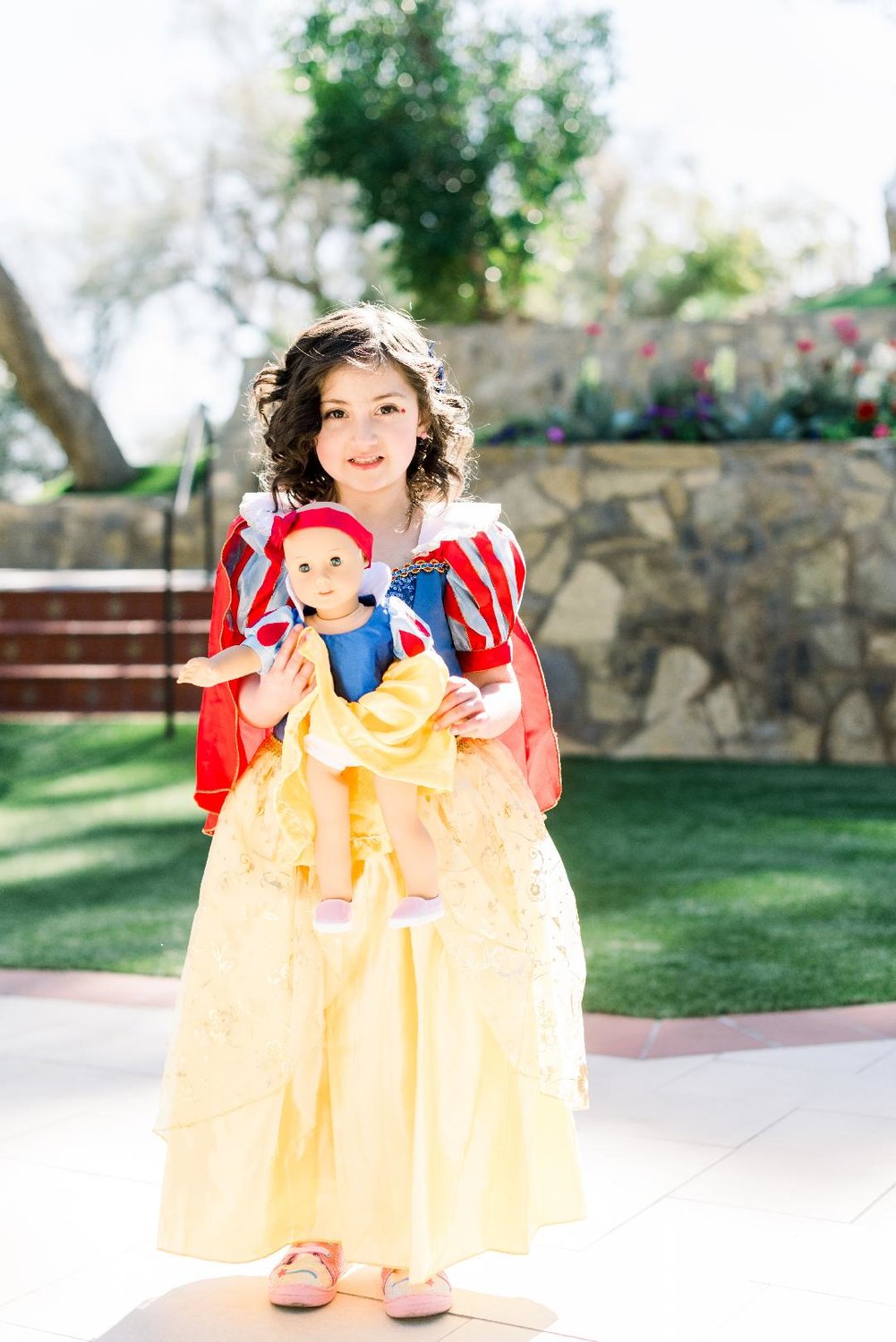 FOREVER A PRINCESS: Little Snow White is Olivia Garcia at one of our “Best Day Ever” photoshoots in Arizona. (Photo courtesy of the Glimmer of Hope Foundation)